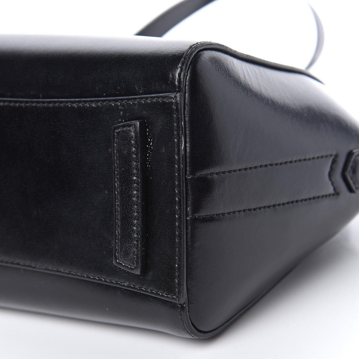Shiny Lord Calfskin Mini Antigona Black