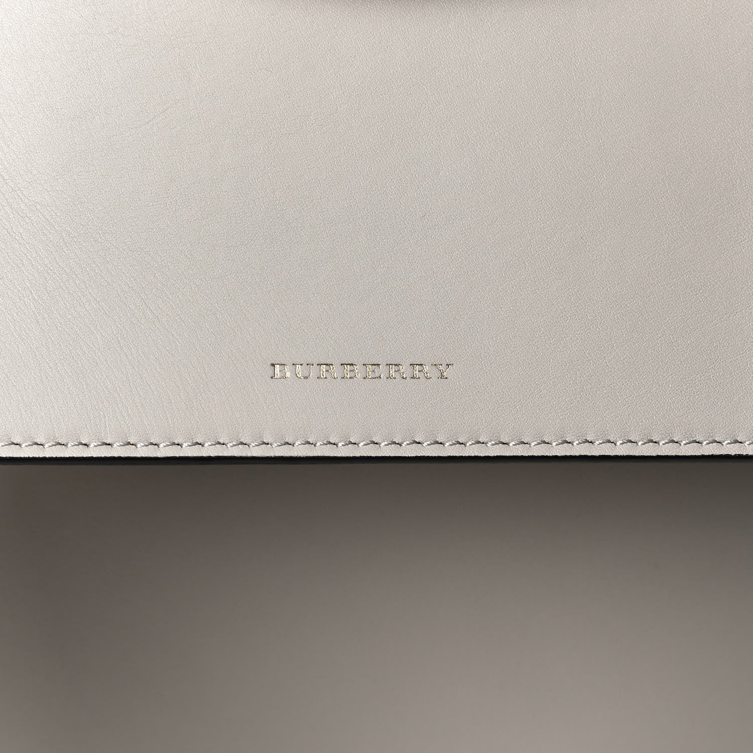 Burberry Supple Calfskin Medium Bucket Limestone 6 of 16
