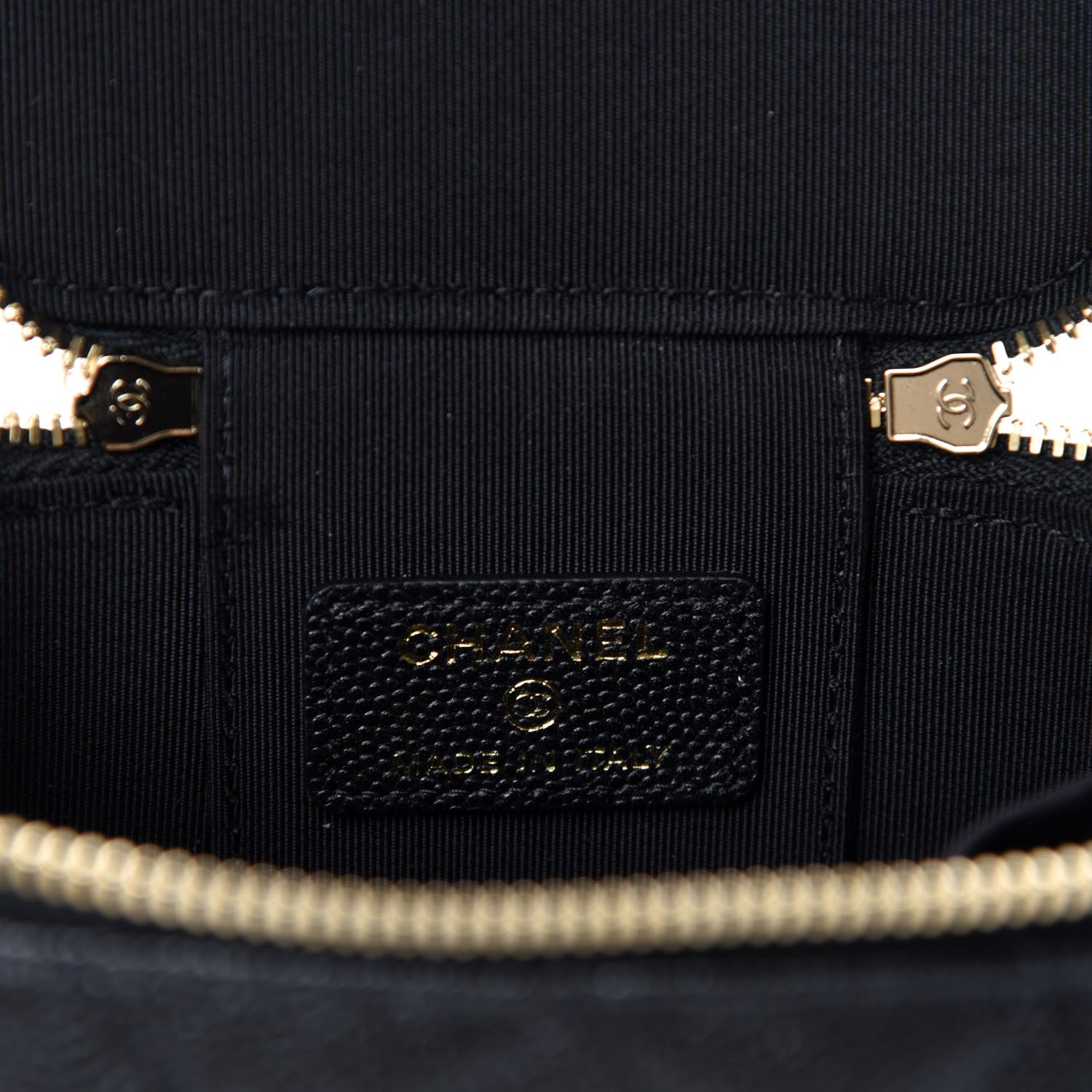 Chanel Caviar Quilted Mini Pearl On Top Vanity Case With Chain Black 8 of 11