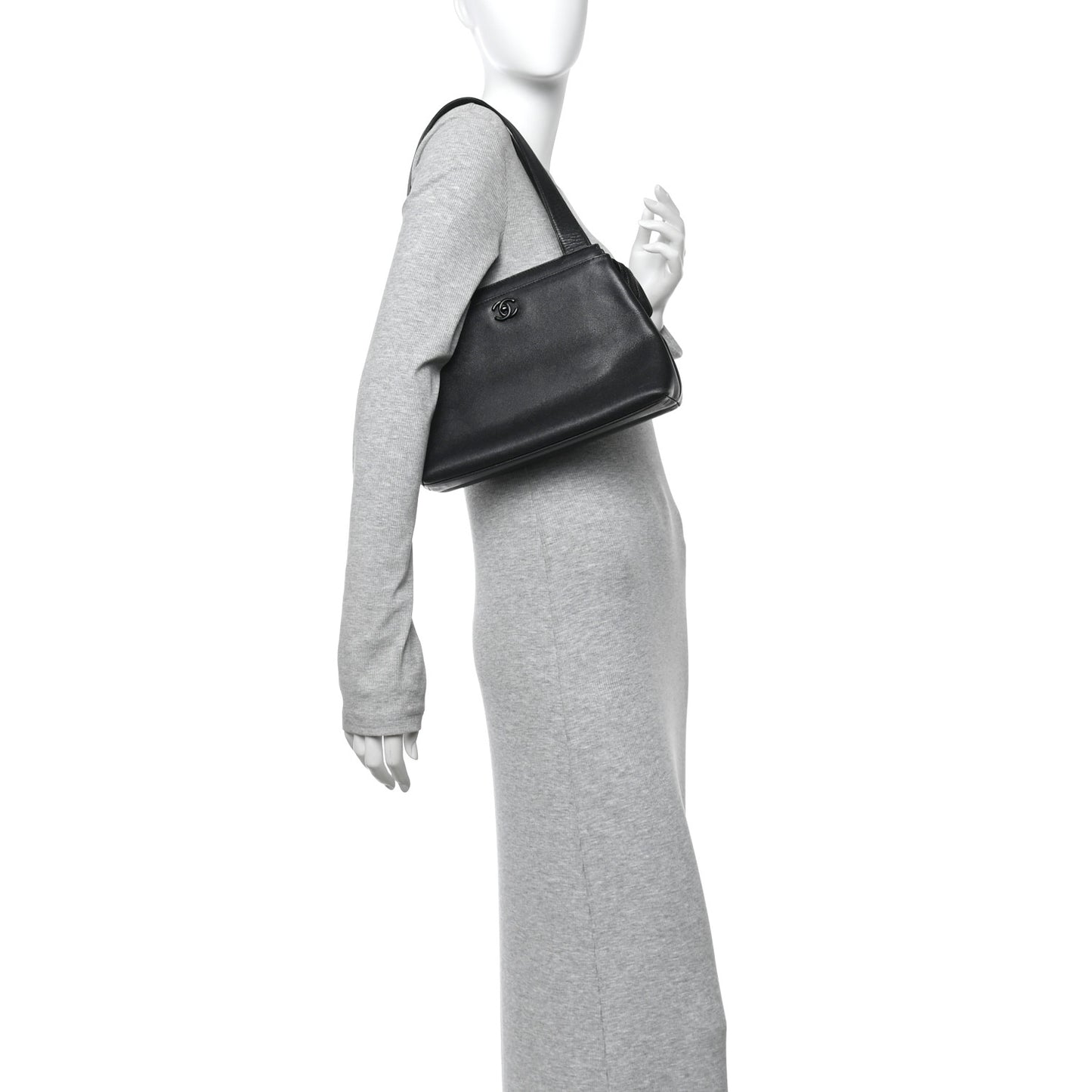 Caviar CC Shoulder Bag Black