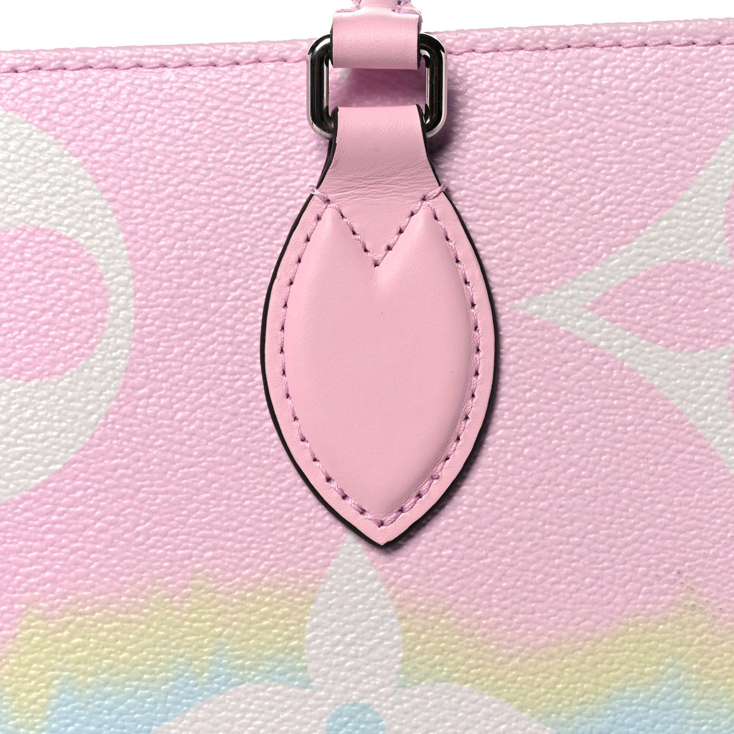 Monogram Escale Onthego GM Pastel