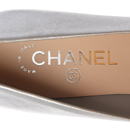 Chanel Metallic Calfskin Buffalo Cap Toe CC Pumps 37.5 Silver Black 6 of 8