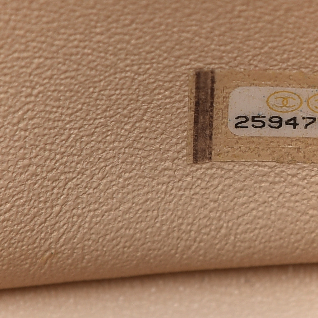 Caviar Quilted Jumbo Double Flap Beige Clair