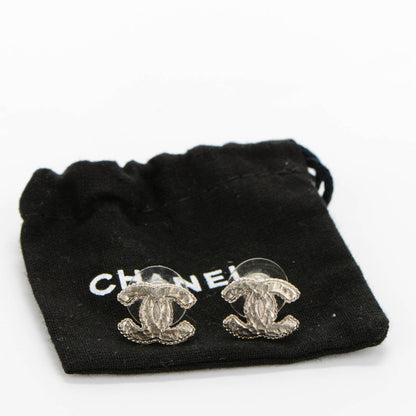 Chanel Hammered CC Earrings Silver 5 of 5
