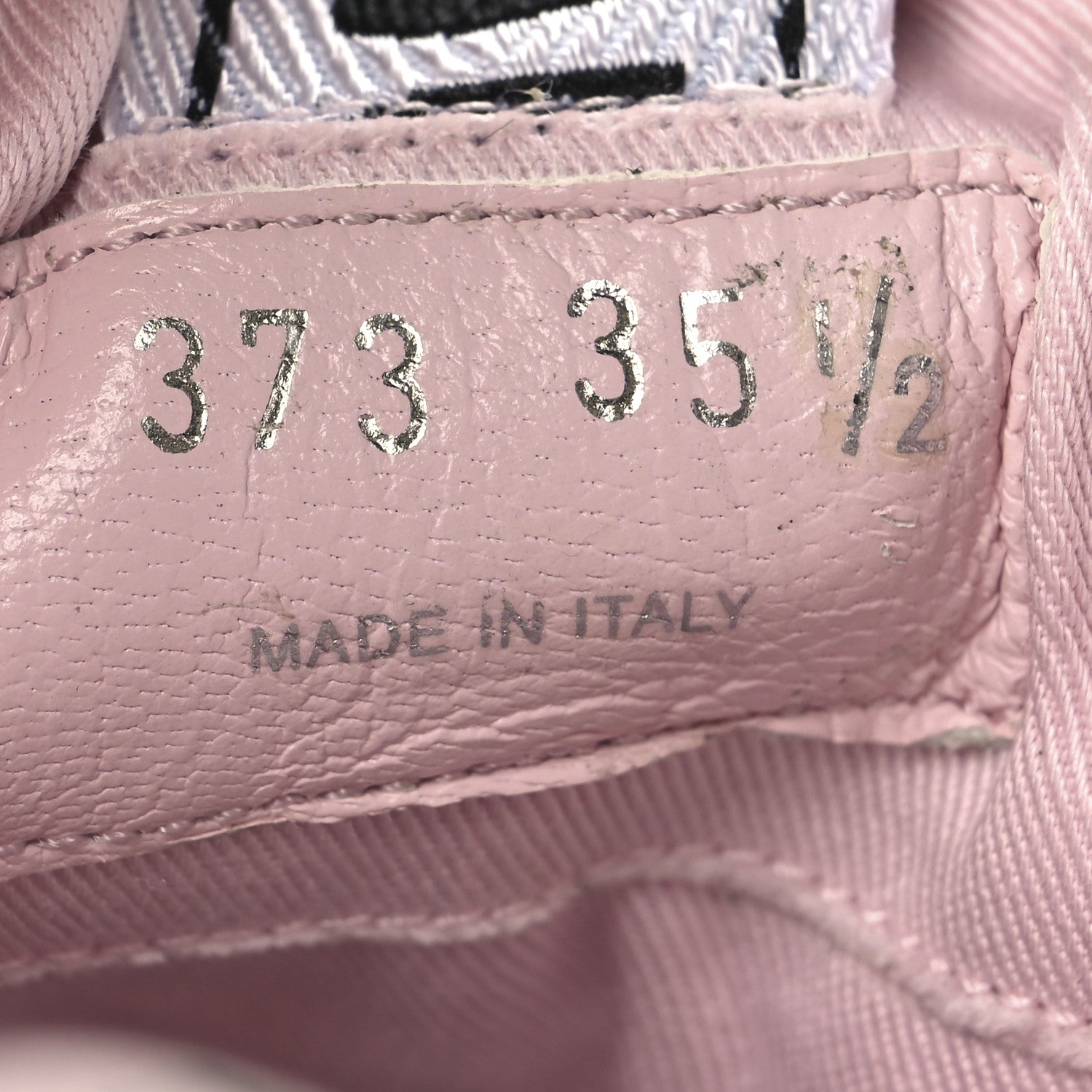 Miu Miu Gabardine Low Top Matelasse Sneakers 35.5 Alabastro 7 of 9