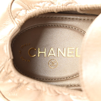 Chanel Laminated Lambskin Womens Quilted Elastic CC Moccasin Loafers 39.5 Beige 7 of 7