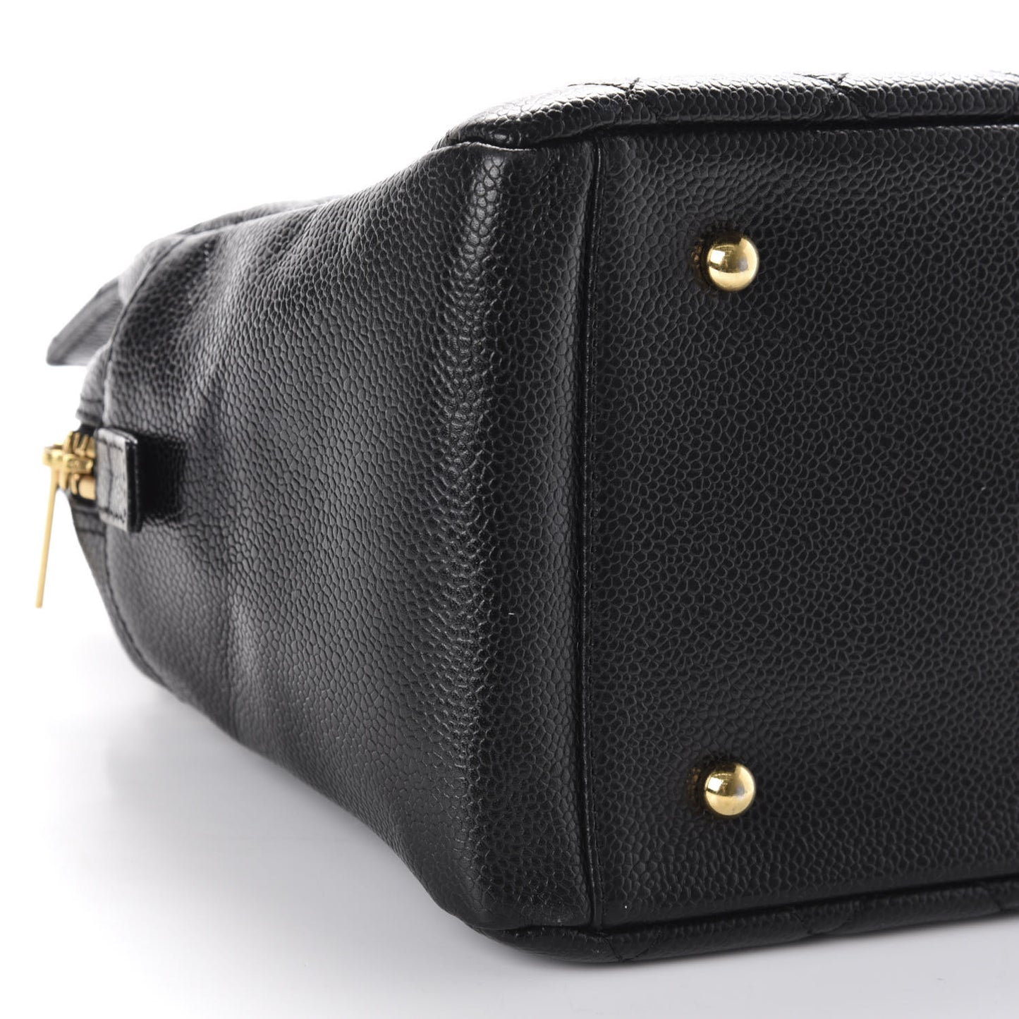 Caviar Quilted Petit Timeless Tote PTT Black