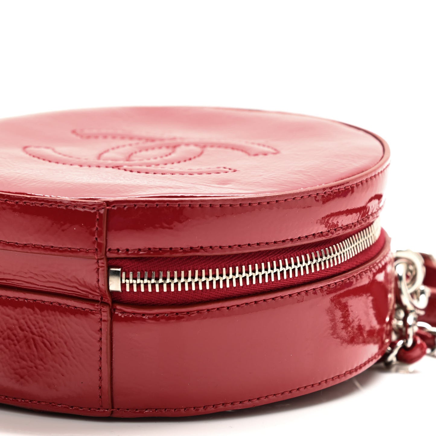 Patent Round As Earth Evening Bag Red