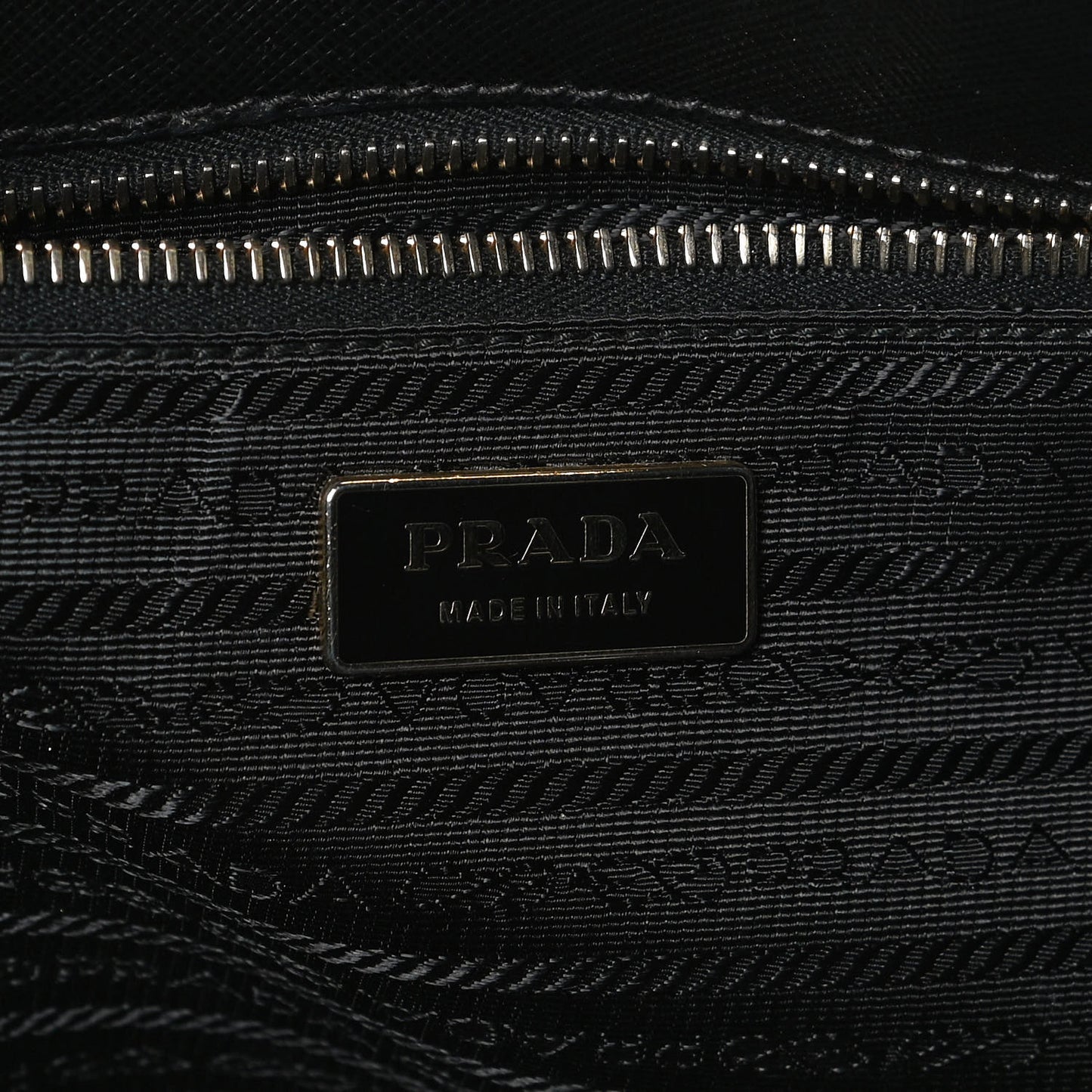 Saffiano Large Galleria Double Zip Tote Black