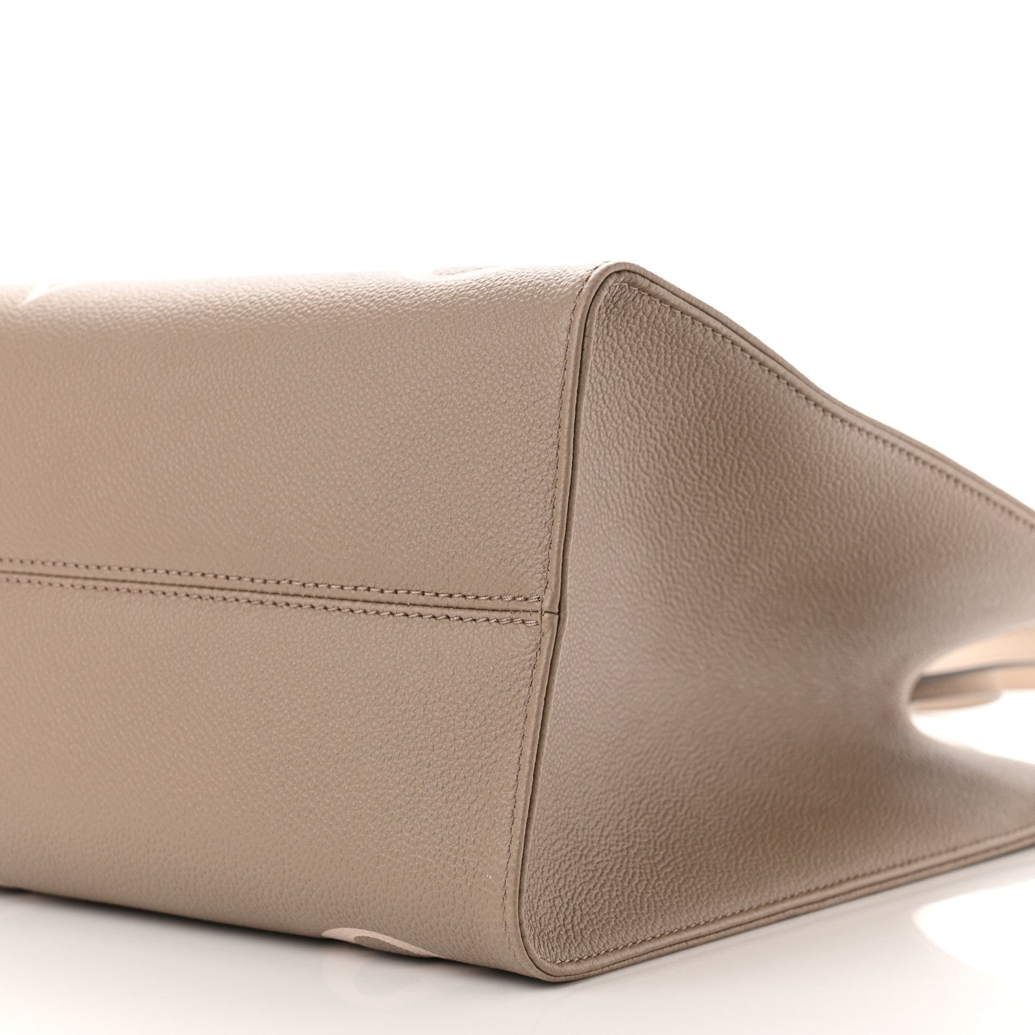 Louis Vuitton Empreinte Monogram Giant Onthego MM Tourterelle Creme 9 of 9