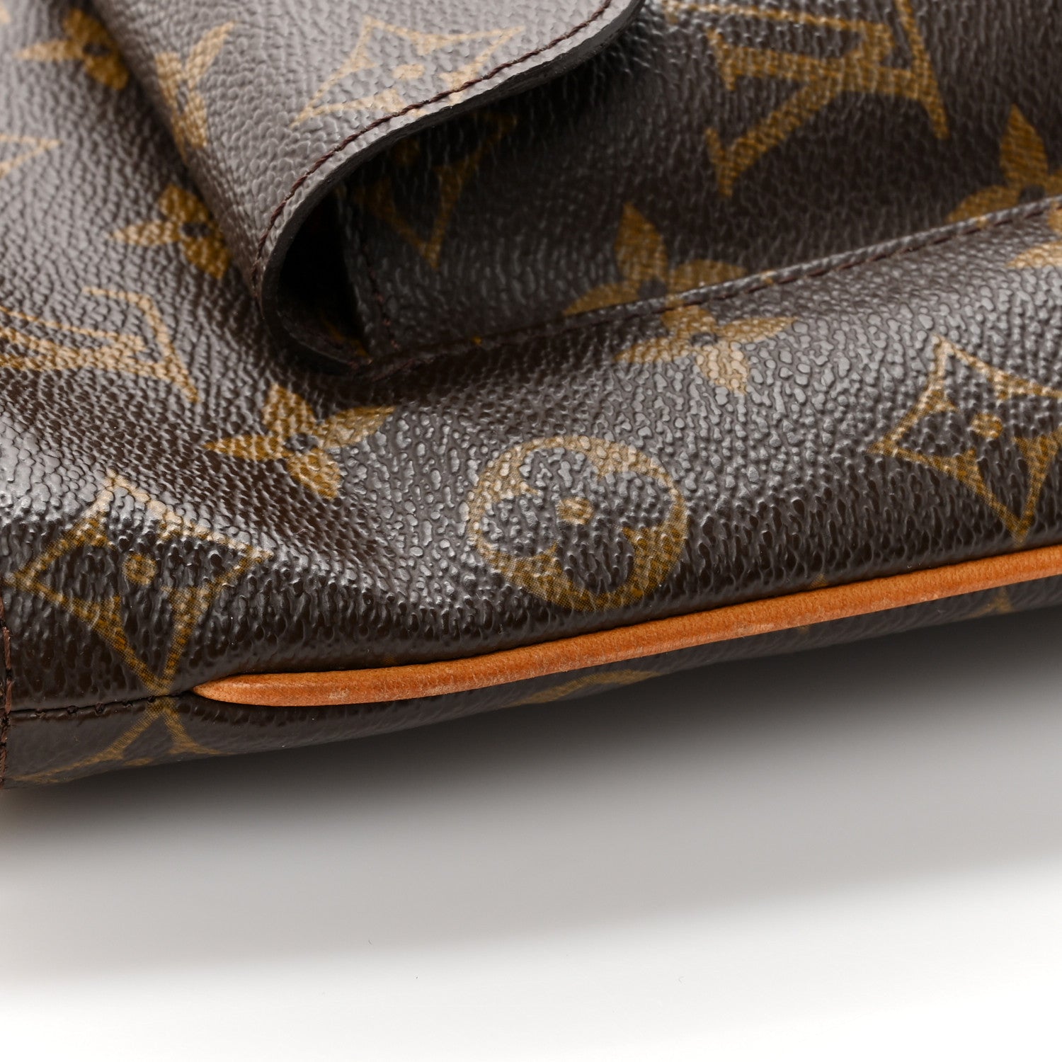 Louis Vuitton Monogram Partition Wristlet 9 of 10