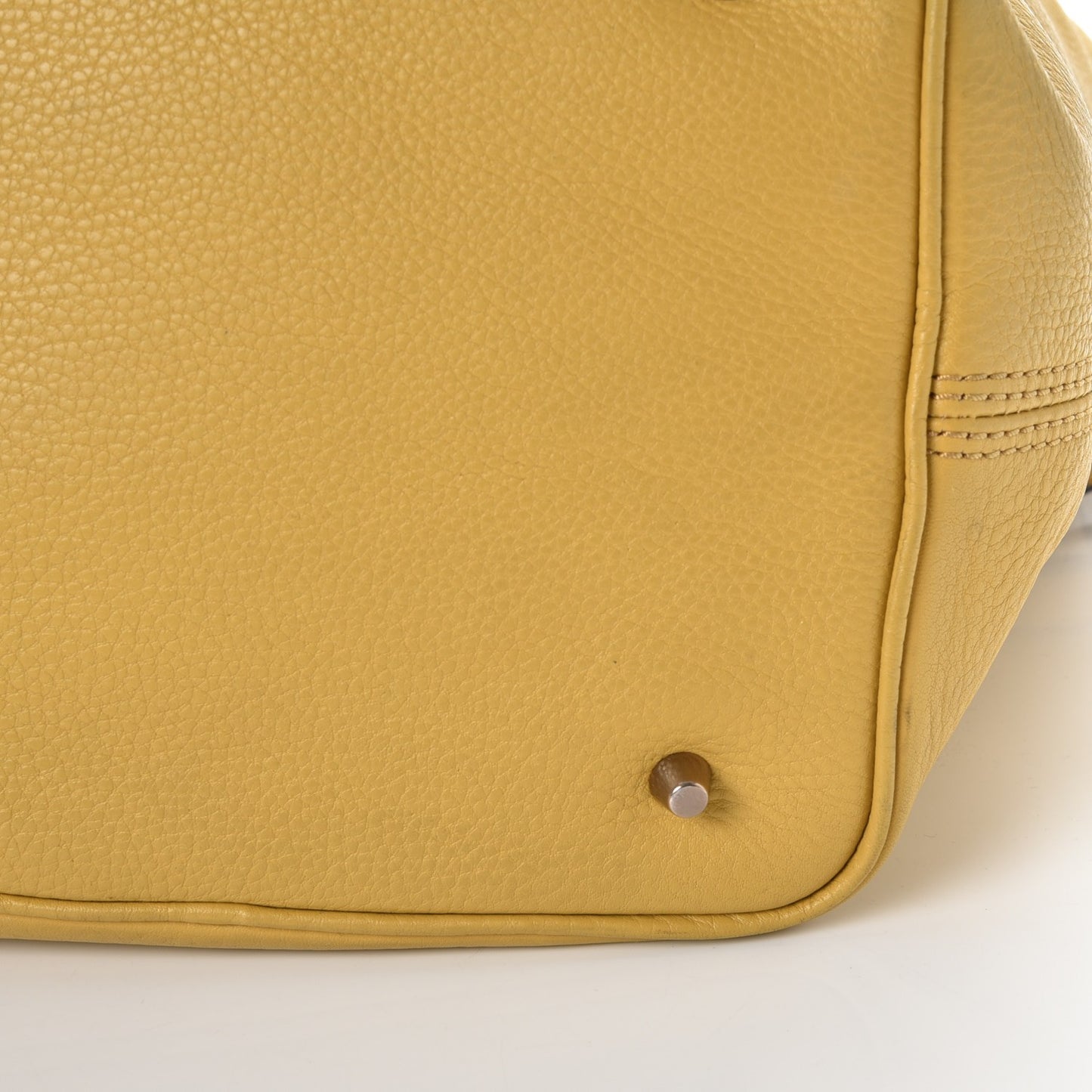 Grainy Calfskin Medium Susanna Hobo Bright Straw