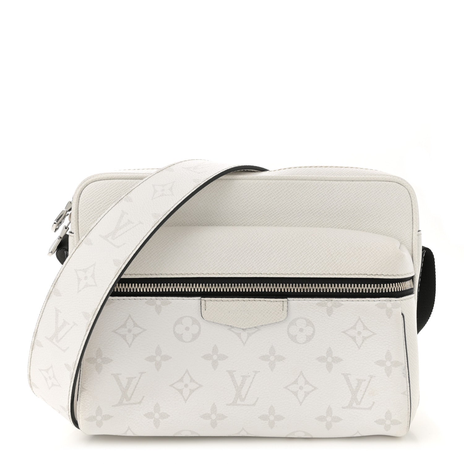 Louis Vuitton Taigarama Outdoor Messenger Antartica 1 of 9