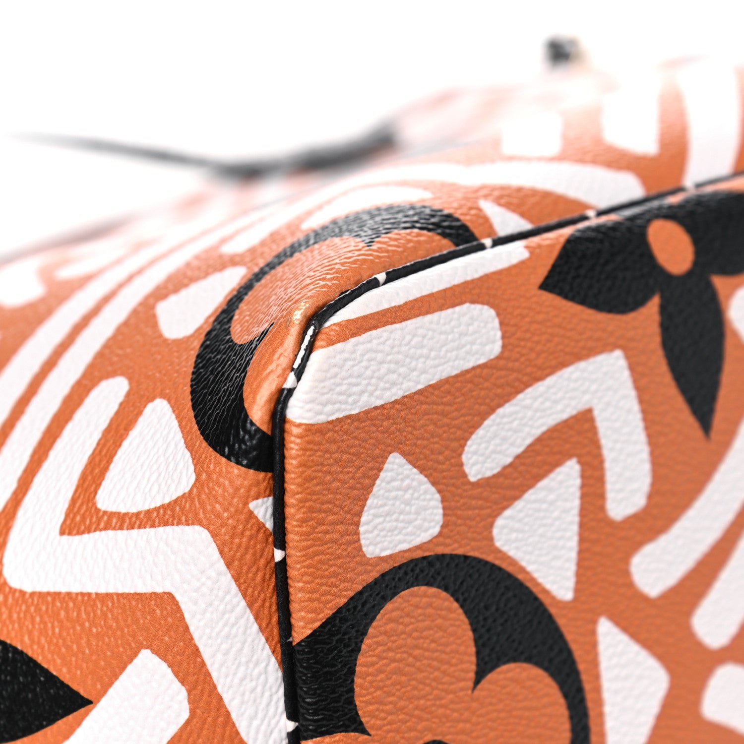 Louis Vuitton Monogram Giant Crafty Neverfull MM Creme Caramel 7 of 8