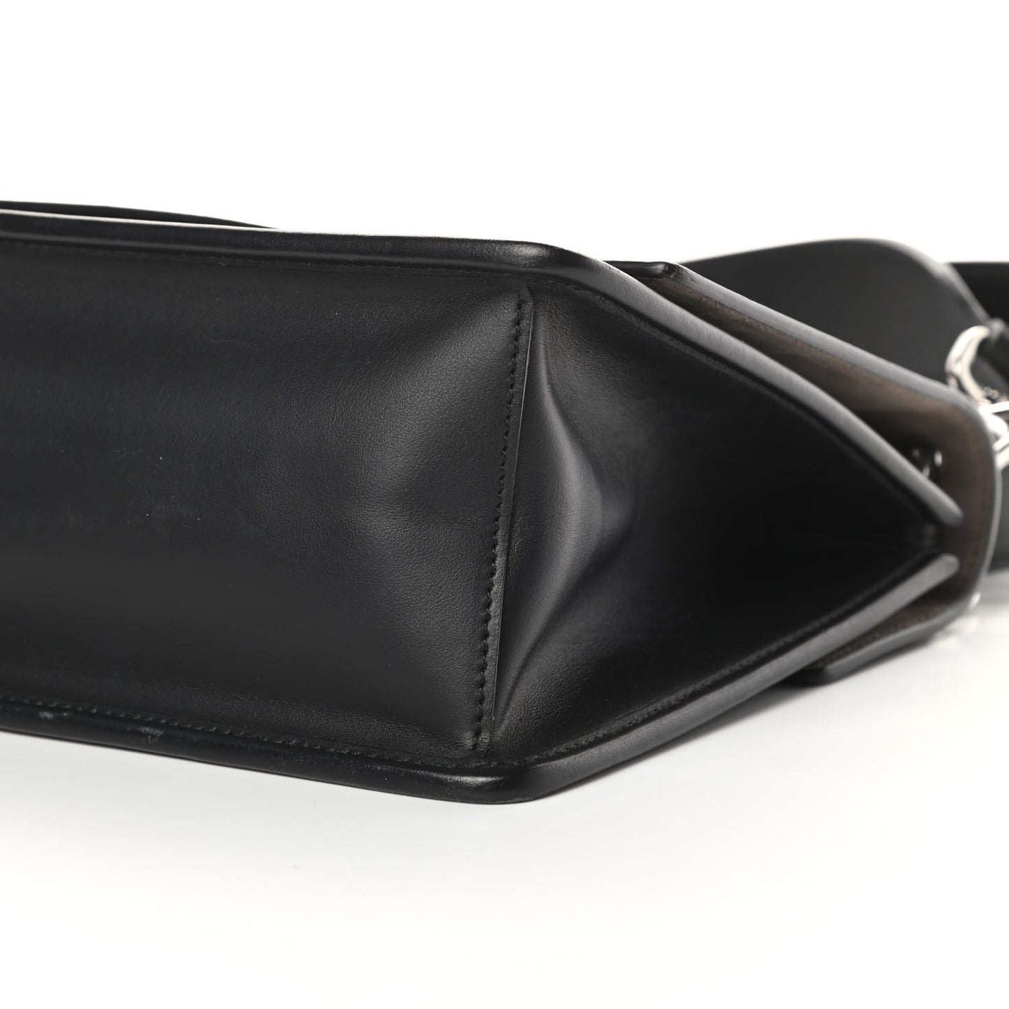 Vitello Century Opaco F is Fendi Kan I Shoulder Bag Black