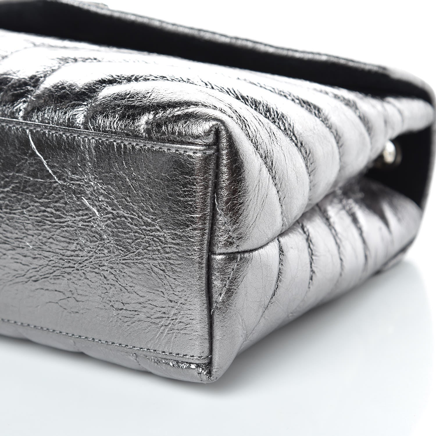 Saint Laurent Metallic Calfskin Y Quilted Monogram Small Loulou Chain Satchel Acciaio 6 of 10