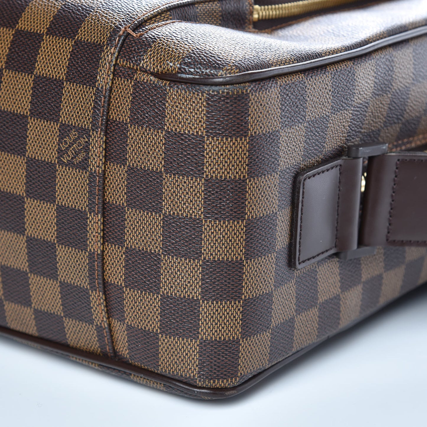 Damier Ebene Olav GM Messenger Bag