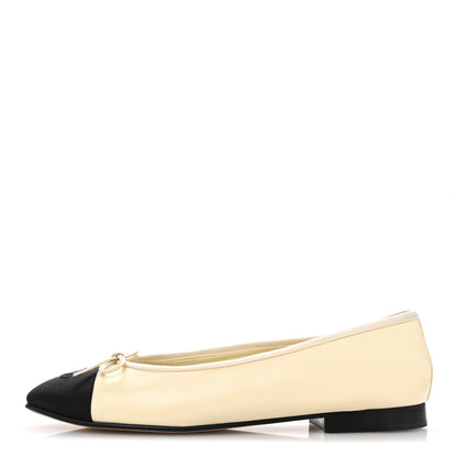 Chanel Calfskin Grosgrain Cap Toe CC Ballerina Flats 39.5 Ivory Black 1 of 11
