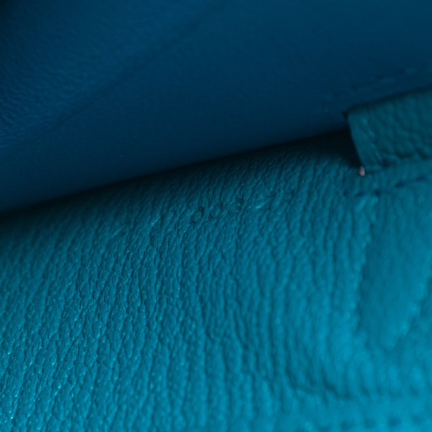 Chevre Mysore Kelly Wallet To Go Bleu Zanzibar
