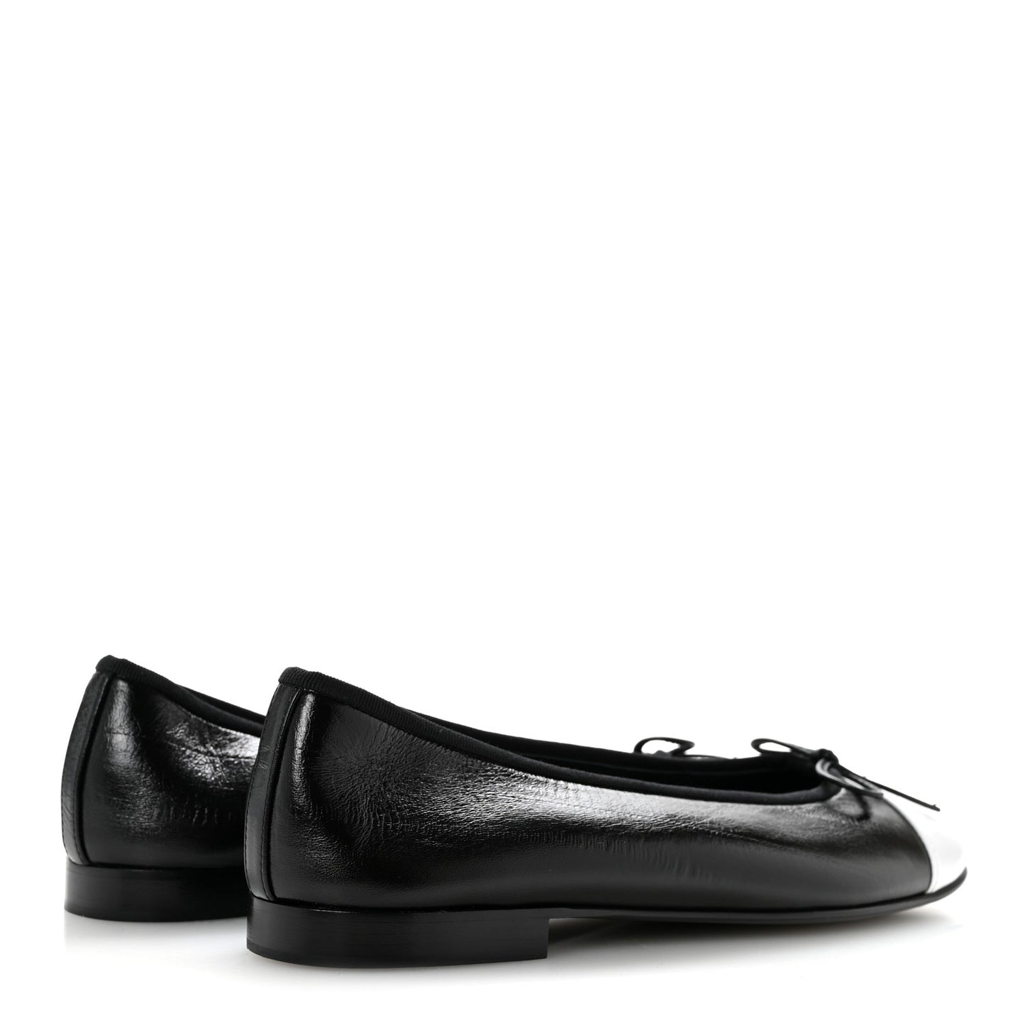 Crumpled Shiny Lambskin Cap Toe CC Ballerina Flats 39 Black White