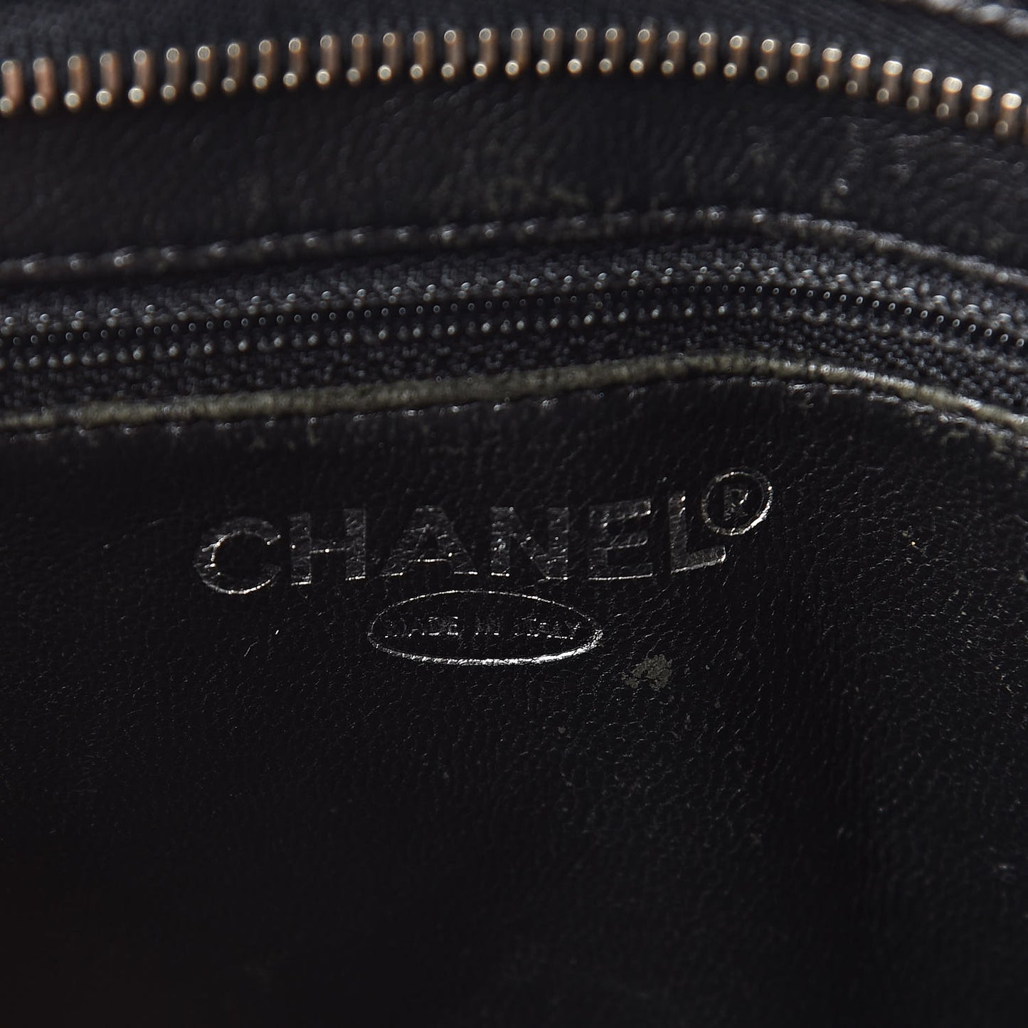 Caviar Quilted Medallion Tote Black