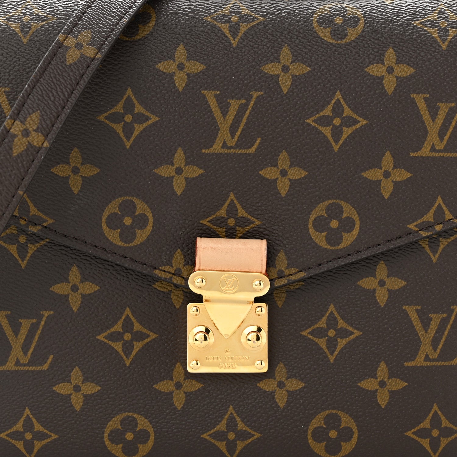 Louis Vuitton Monogram Pochette Metis 7 of 10