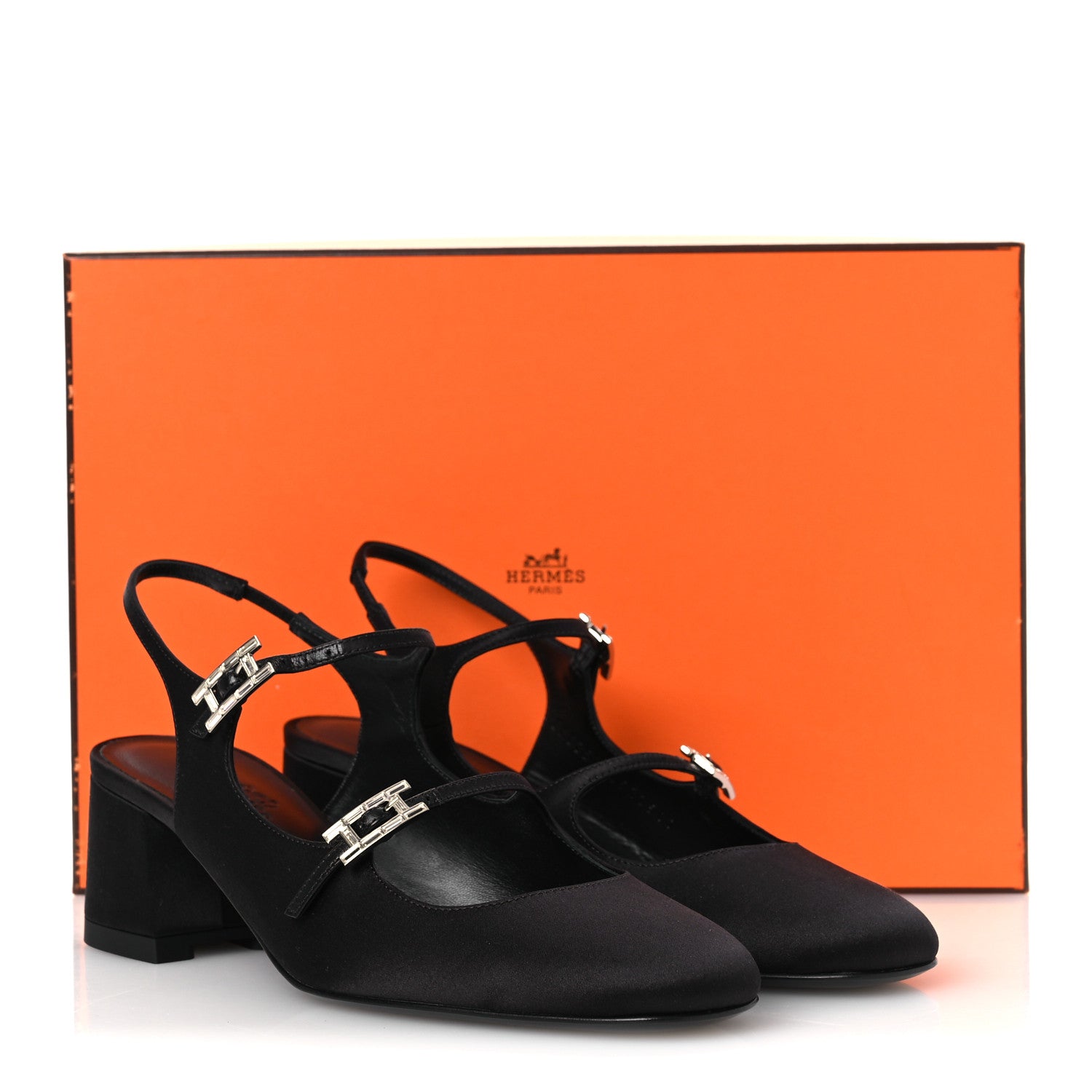 エルメス HERMES Hロゴ ヒール 37 ブラック Hermes Satin Rhinestone Jackie 50 Pumps 37 Black 1834482
