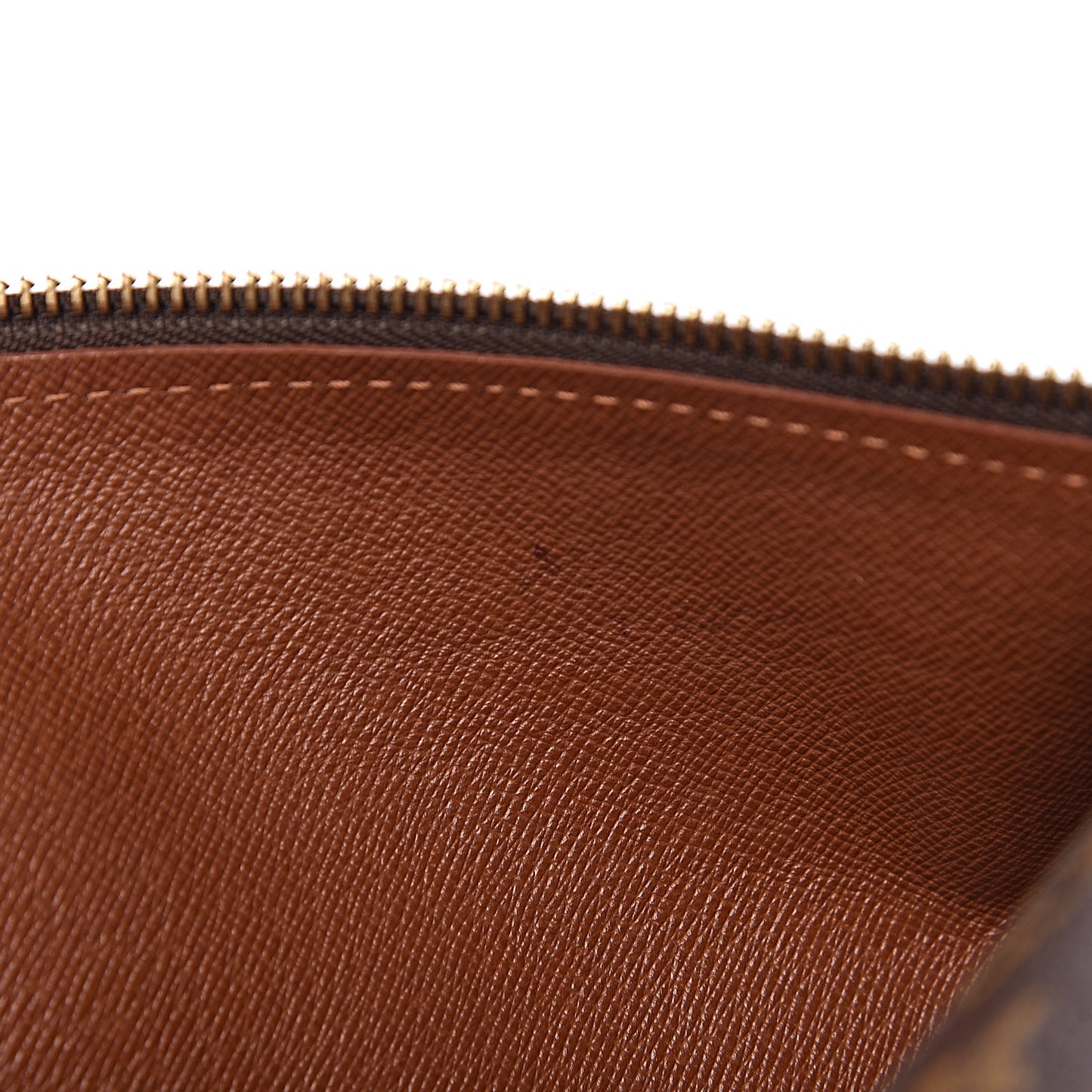 Monogram Papillon 26