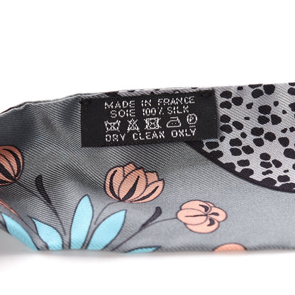 Hermes Silk Les Leopards Twilly Gris Acier Gris Perle Peach 3 of 5