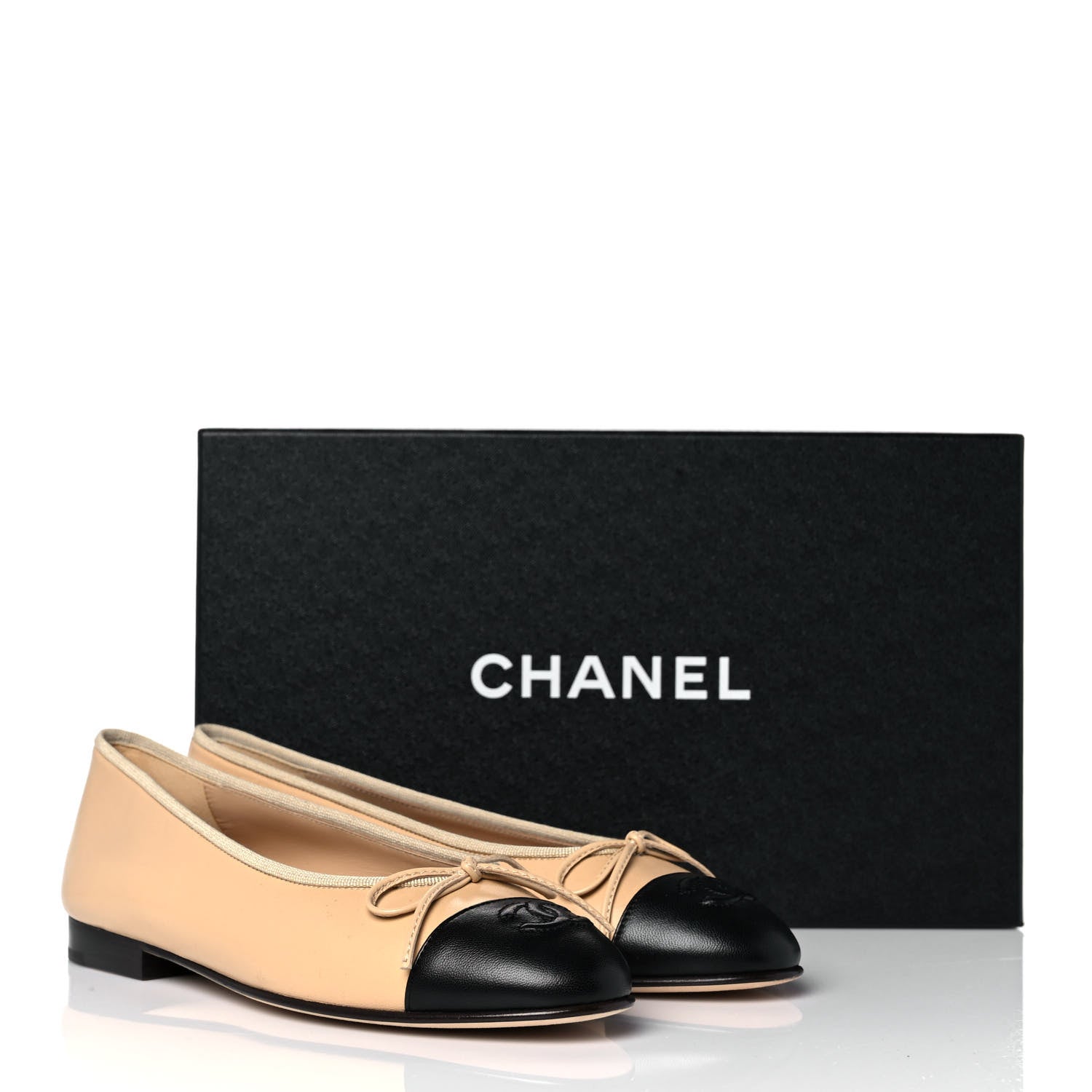 Chanel Lambskin CC Cap Toe Ballerina Flats 36 Beige Black 9 of 9