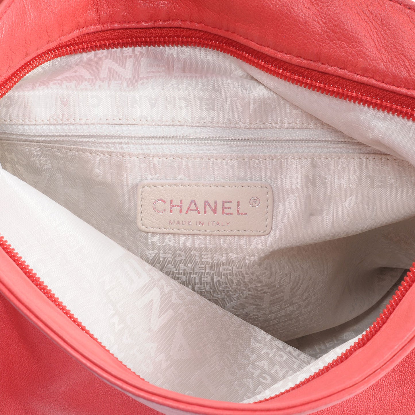 Lambskin Medium Ultimate Soft Tote Coral