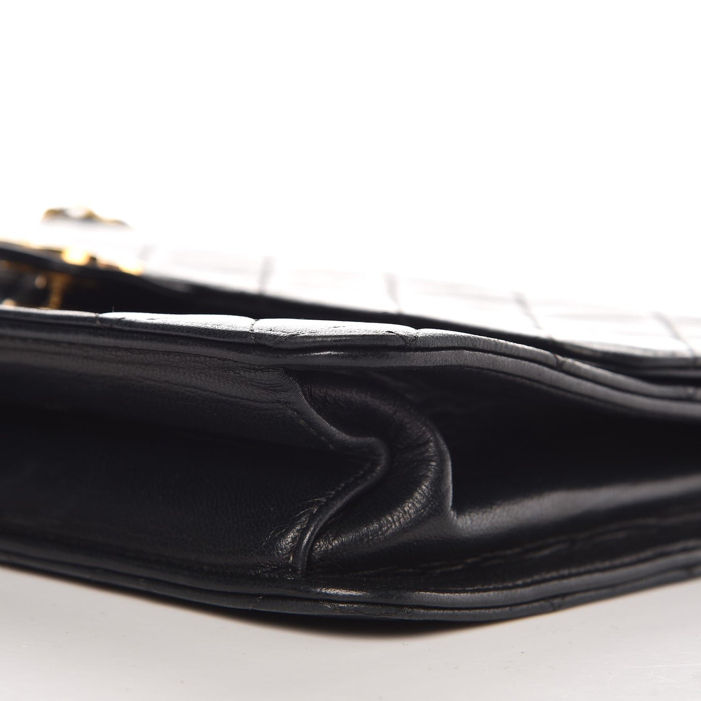 Lambskin Quilted Medium Single Flap Black