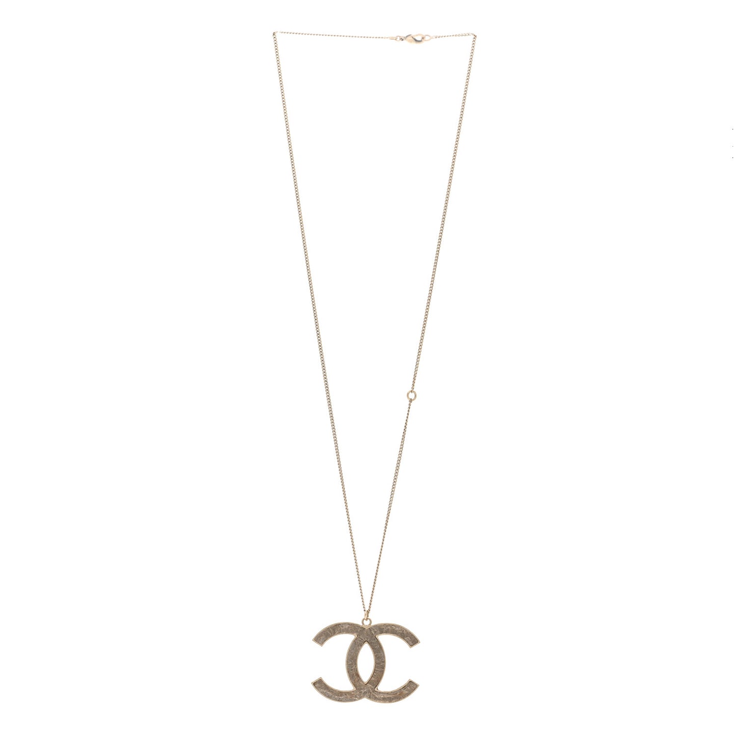 Metal Textured CC Pendant Necklace Gold