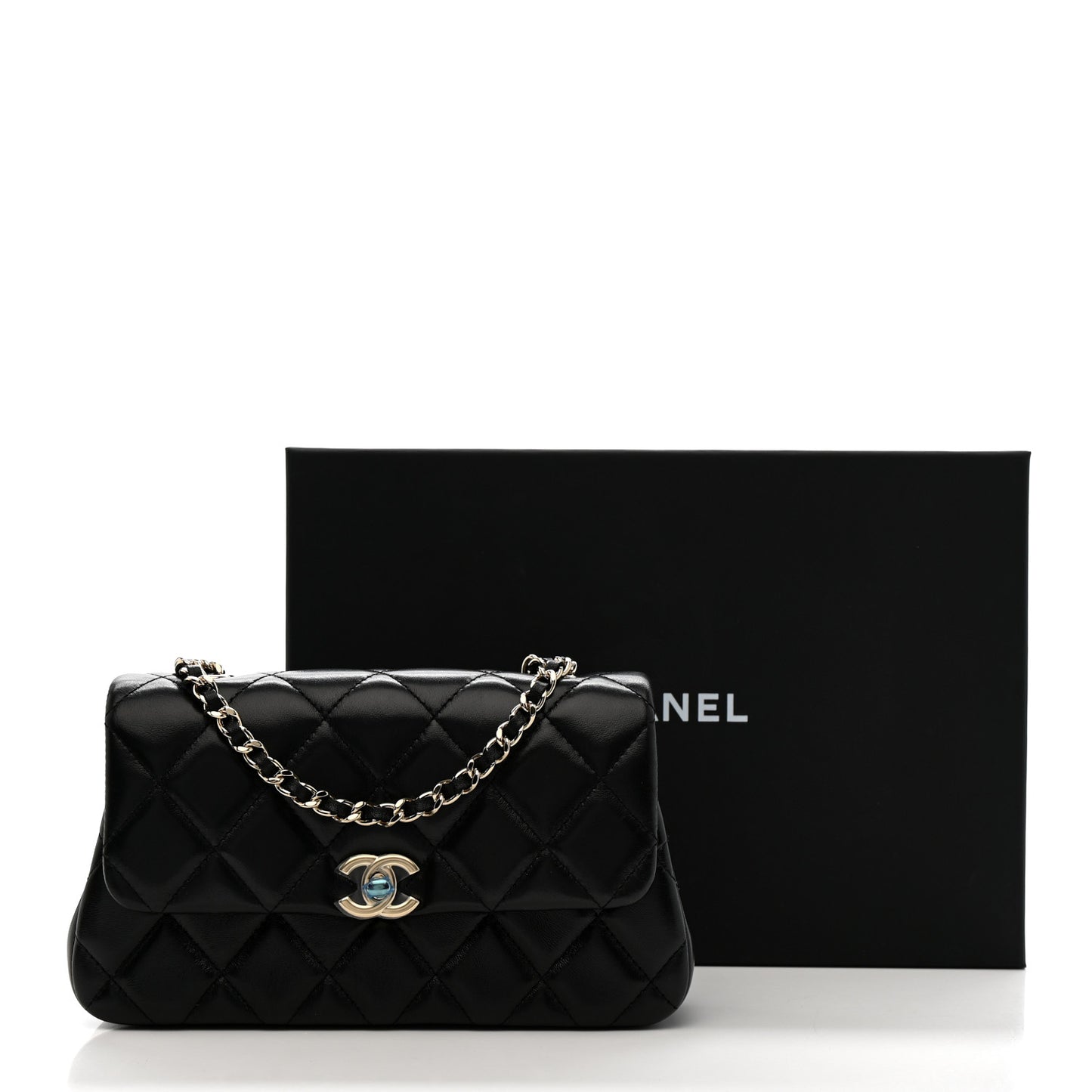 Lambskin Quilted Rectangular Phone Holder Clutch With Chain Black