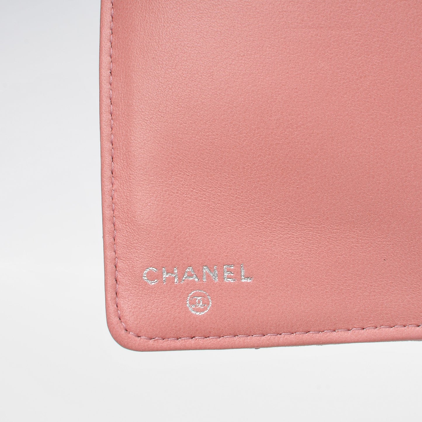 Lambskin Quilted Yen Wallet Pink