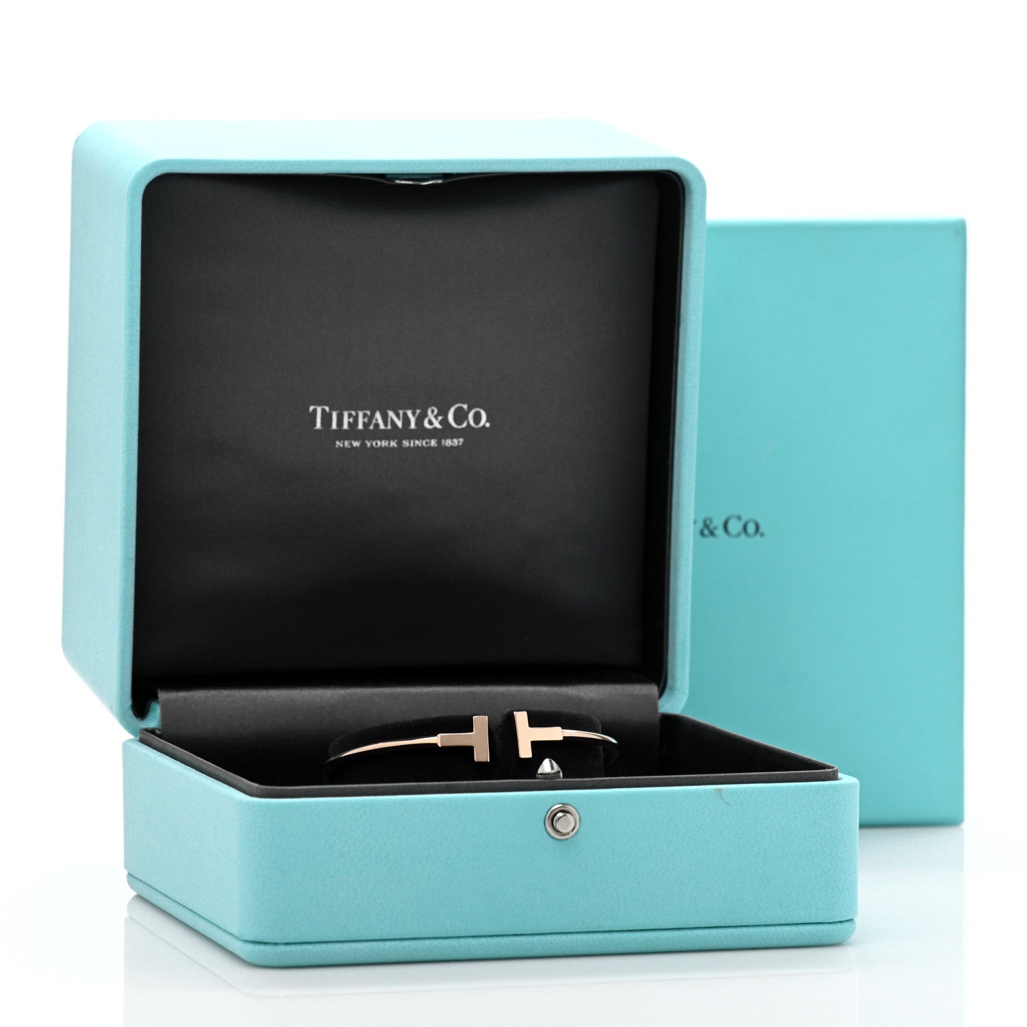 Tiffany 18K Rose Gold T Wire Bracelet 4 of 4