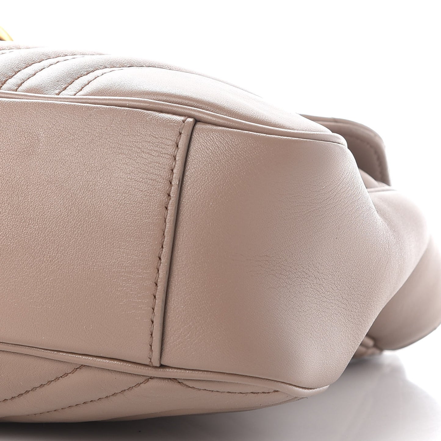 Calfskin Matelasse Medium GG Marmont Shoulder Bag Porcelain Rose
