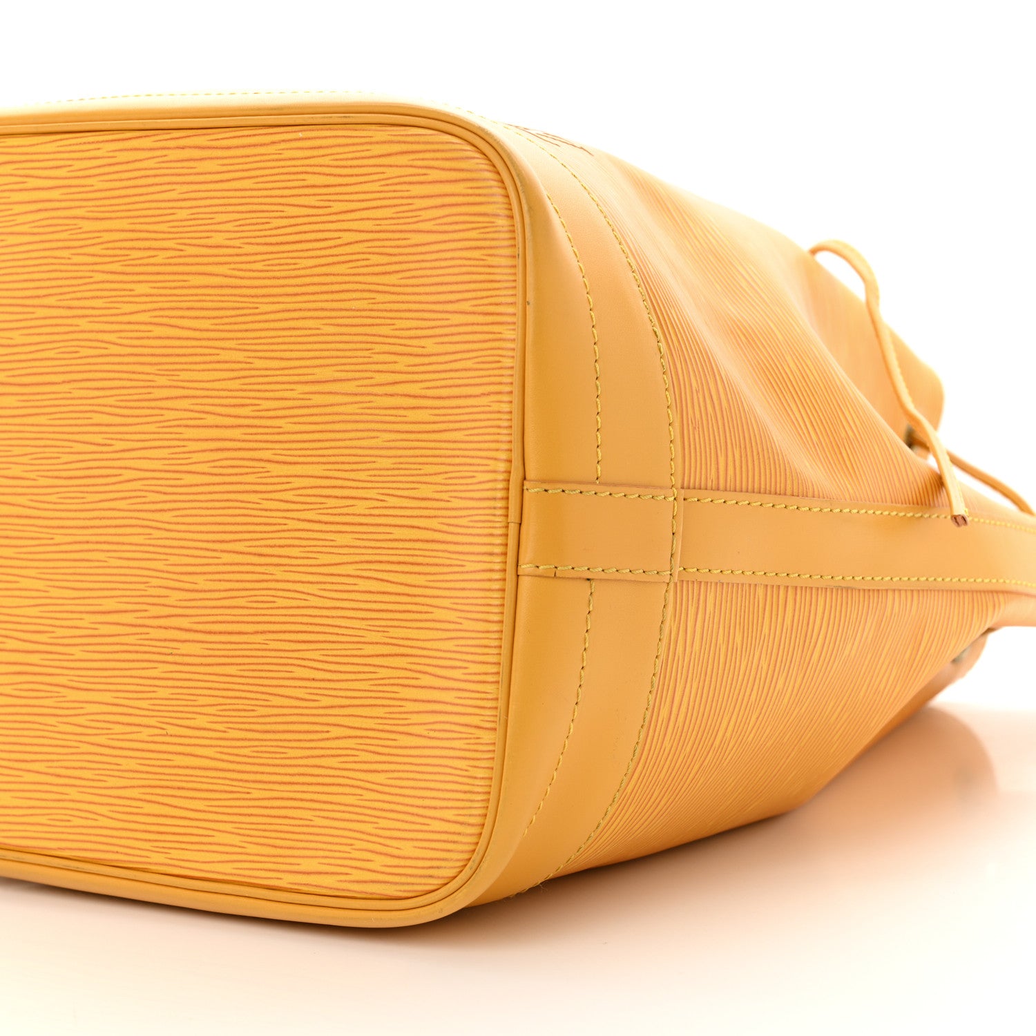 Louis Vuitton Epi Noe Tassil 9 of 18