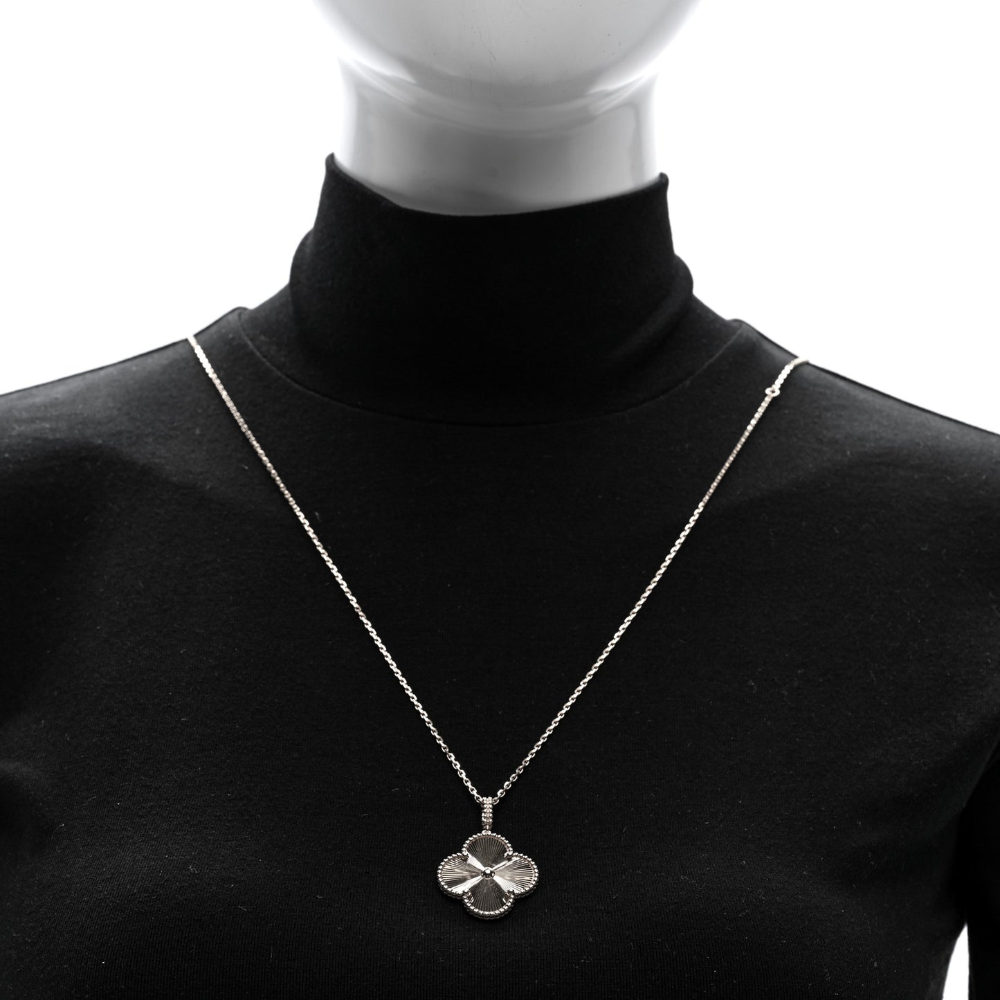 18K Yellow Gold Guilloche Magic Alhambra Long Necklace