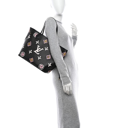 Louis Vuitton Monogram Giant Wild at Heart Neverfull MM Black 2 of 11