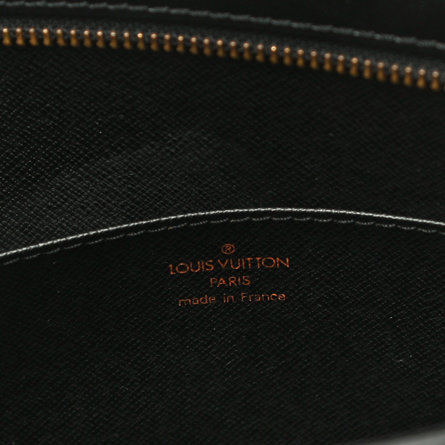 Epi Pochette Homme Clutch Black