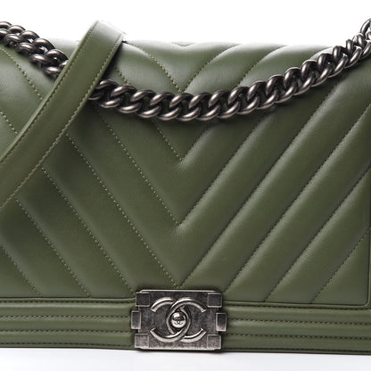 Chanel Calfskin Chevron Quilted New Medium Boy Flap Dark Green 7 of 13