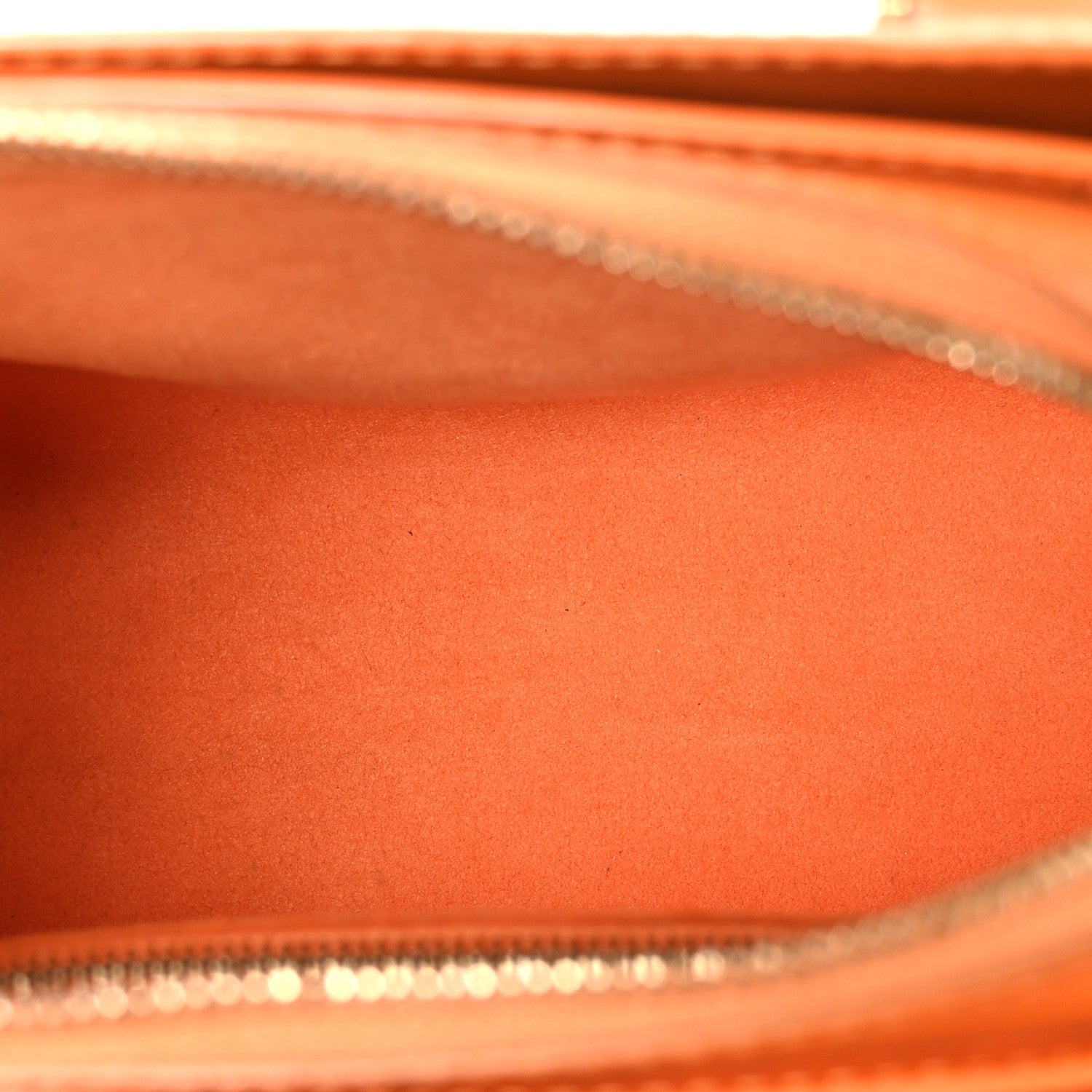 Louis Vuitton Epi Pont-Neuf Mandarin 4 of 8