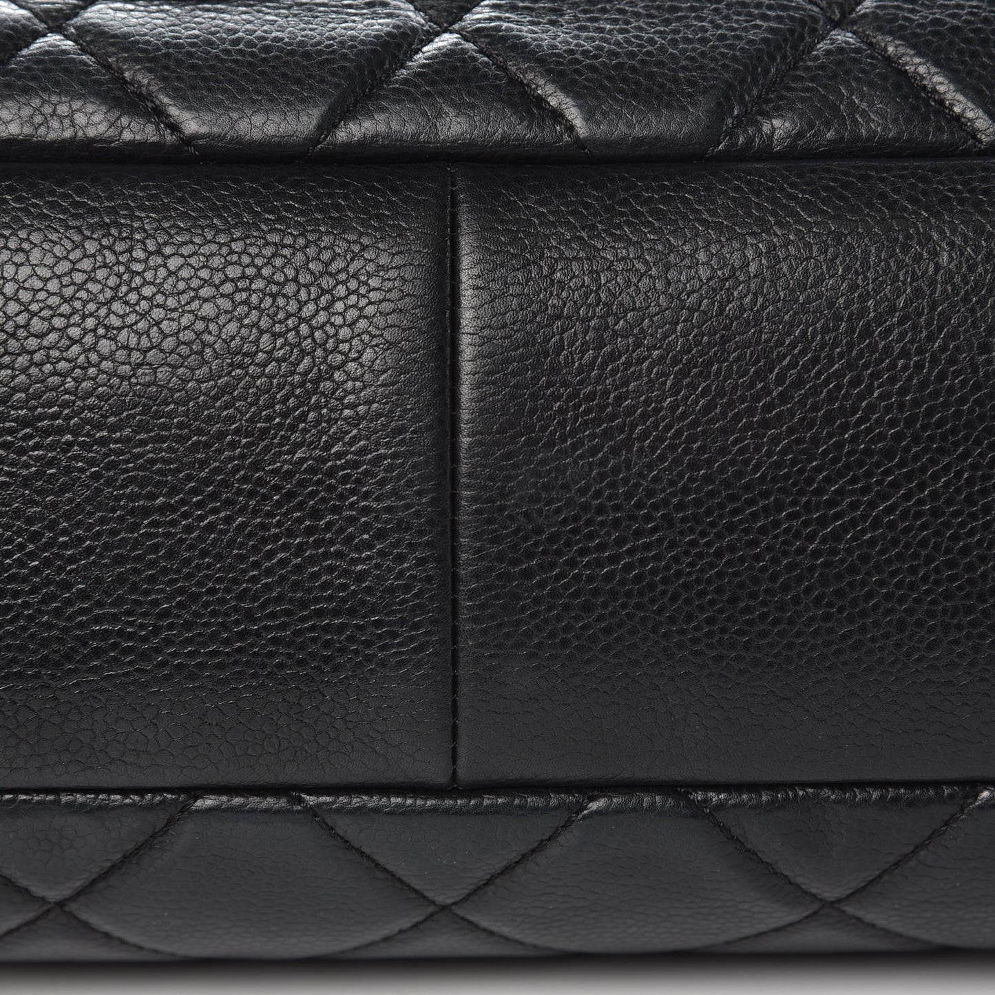 Caviar Quilted Timeless CC Soft Tote Black