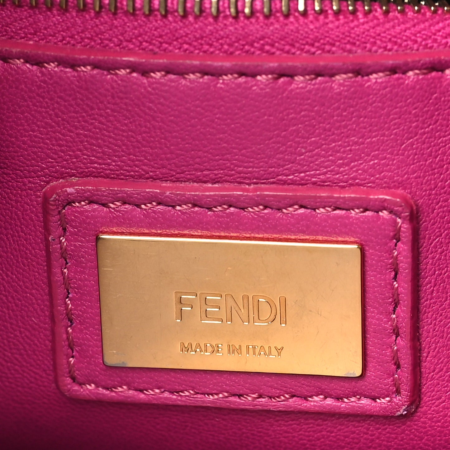Snakeskin Mini Peekaboo Iconic Satchel Daisy Roccia Magenta