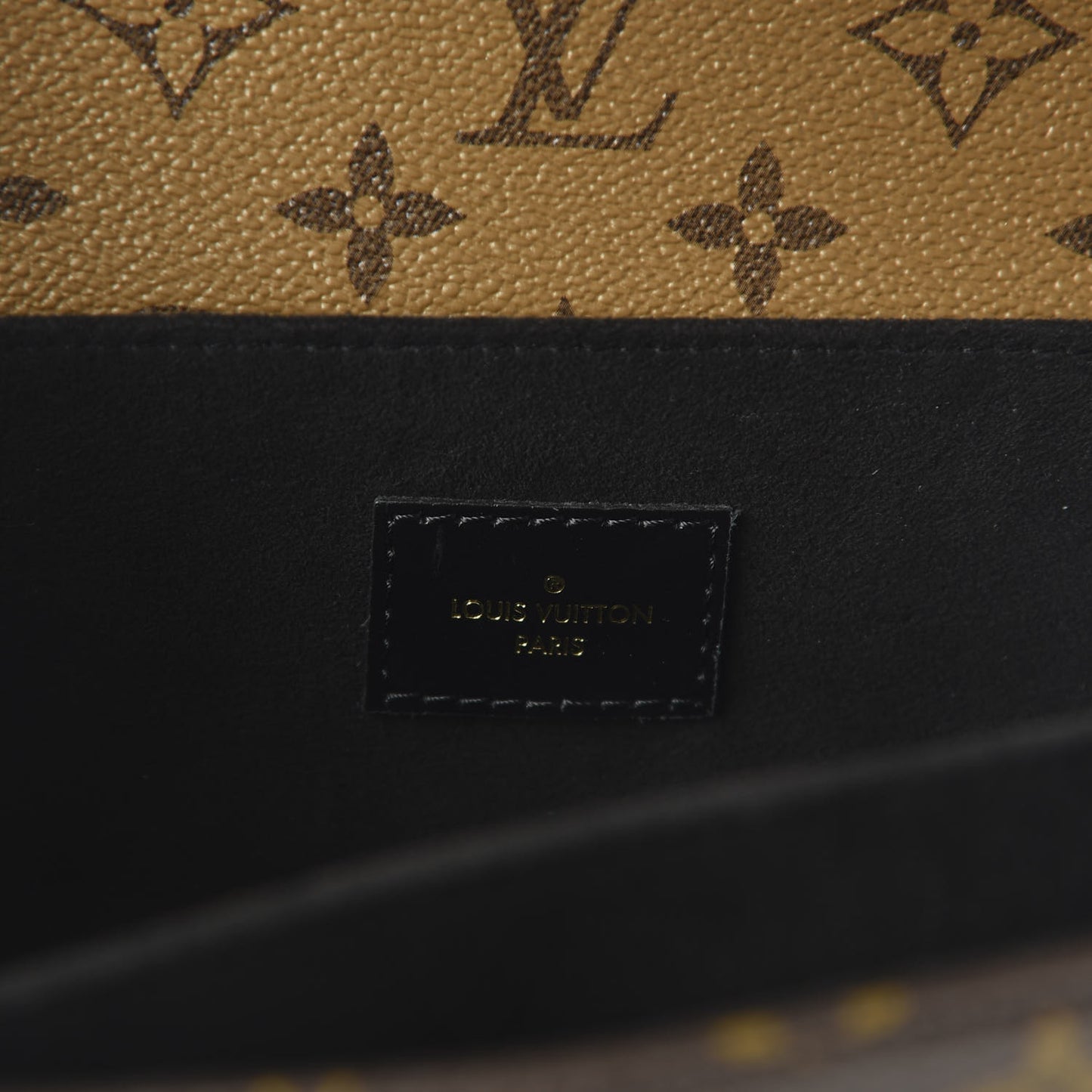 Reverse Monogram Pochette Metis