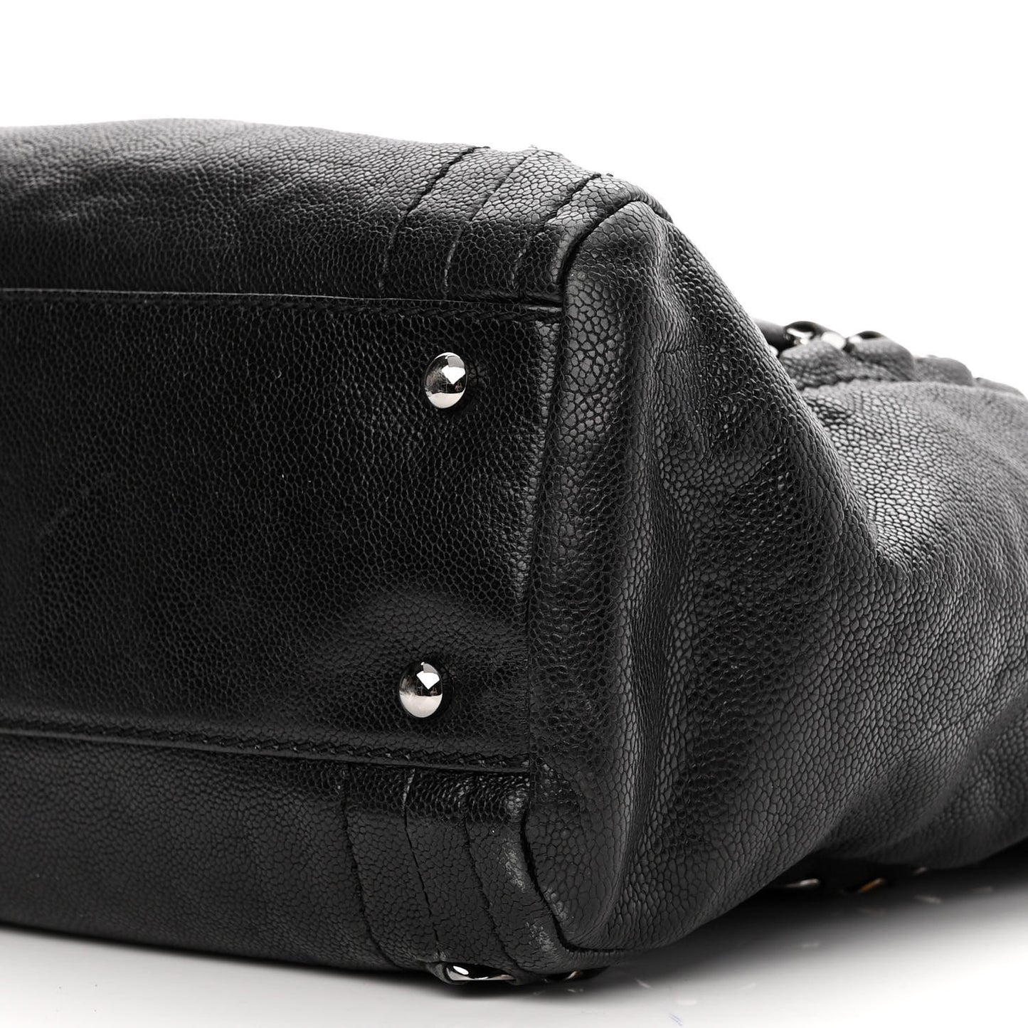 Glazed Caviar Modern Chain Tote Black