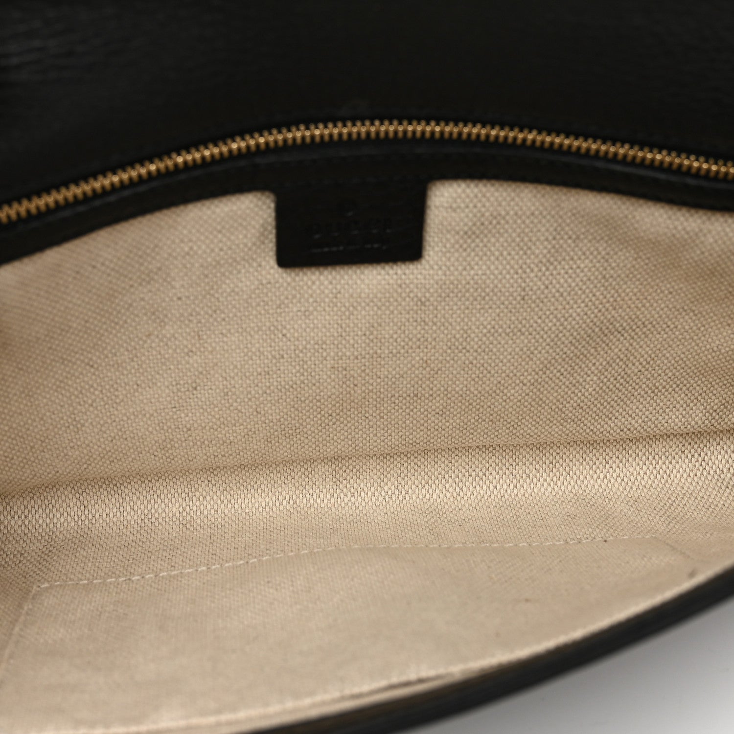 Gucci Pebbled Calfskin Medium Soho Clutch Black 5 of 7