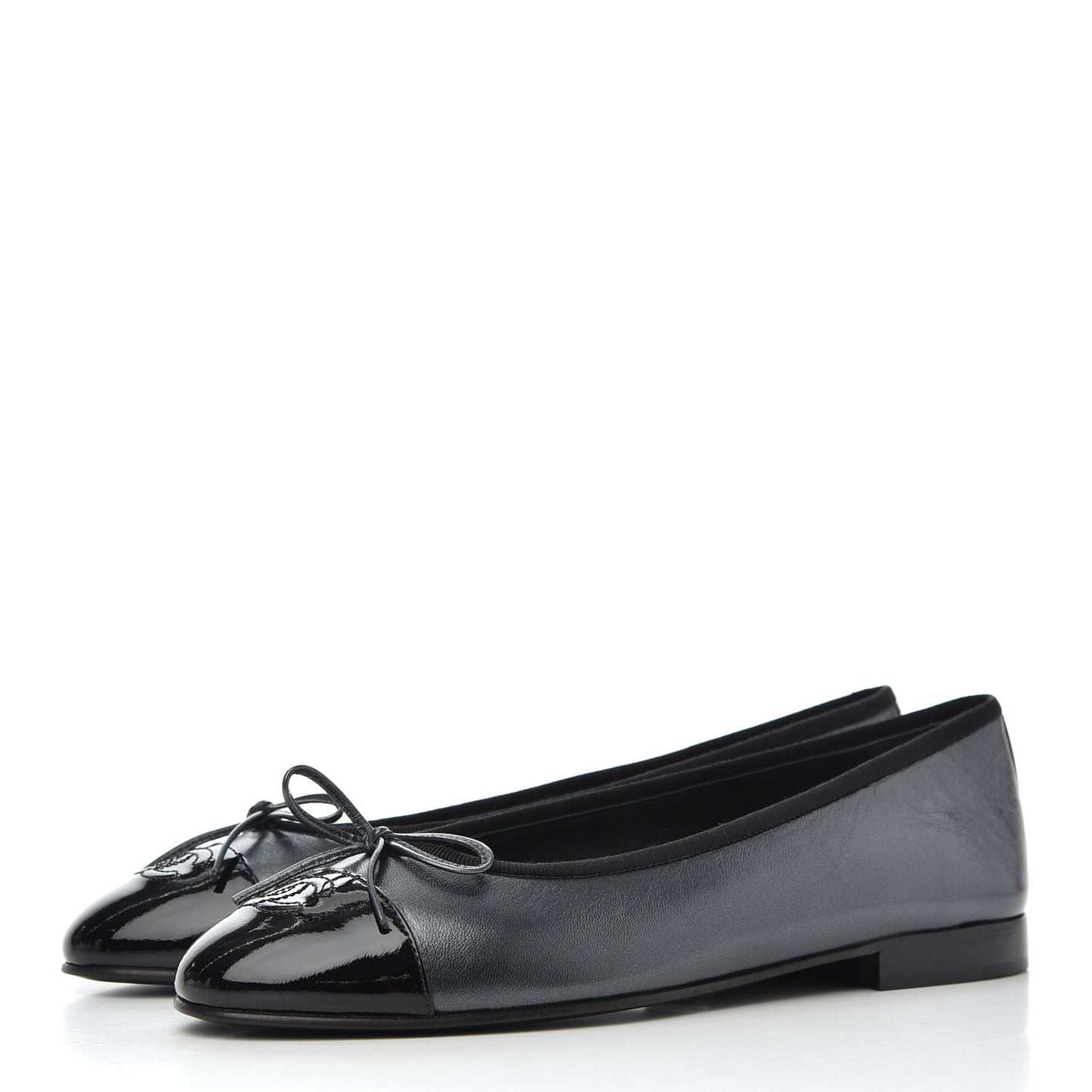 Pearly Calfskin Patent Cap Toe Ballerina Flats 39 Black