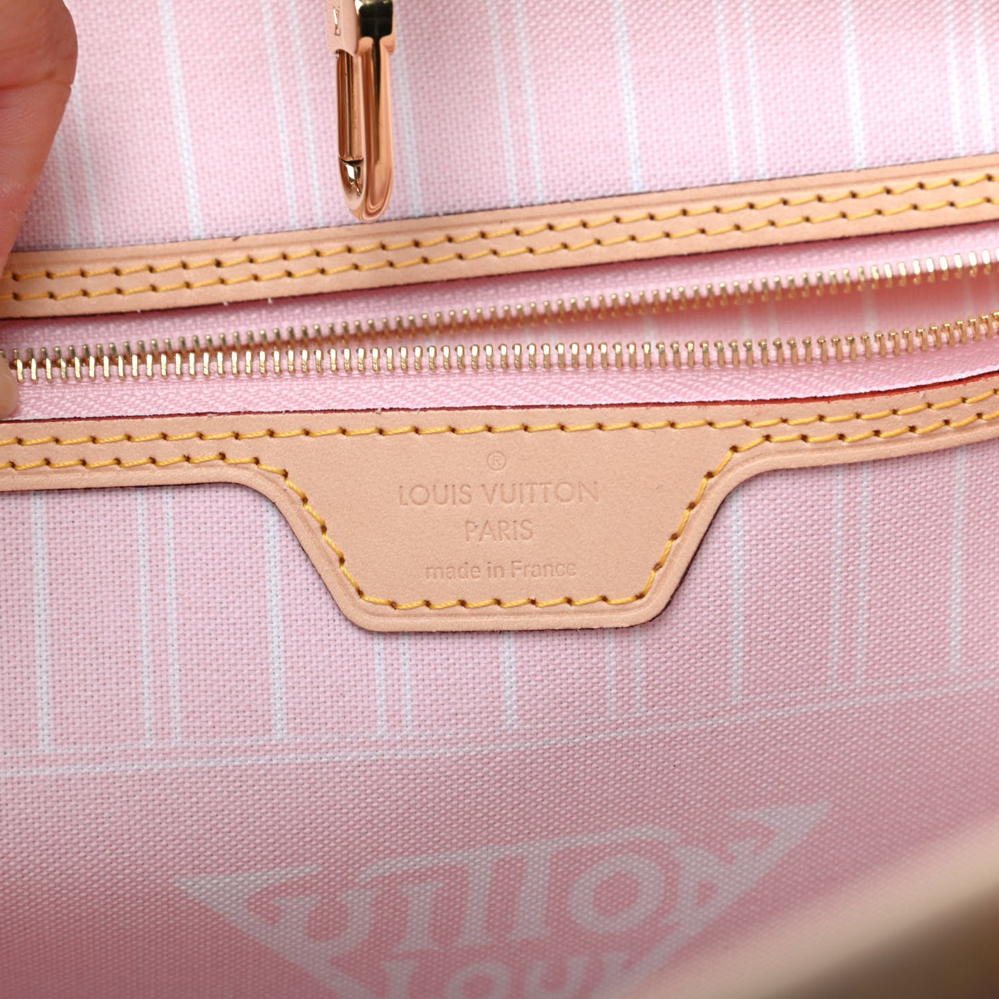 Monogram Giant By The Pool Neverfull MM Light Pink